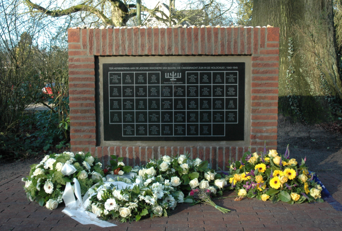 Het onthulde Joods Monument Baarn.
